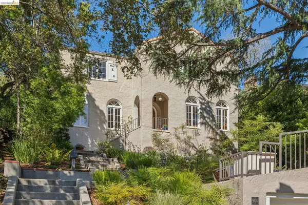 900 Rosemount Rd, OAKLAND, CA 94610