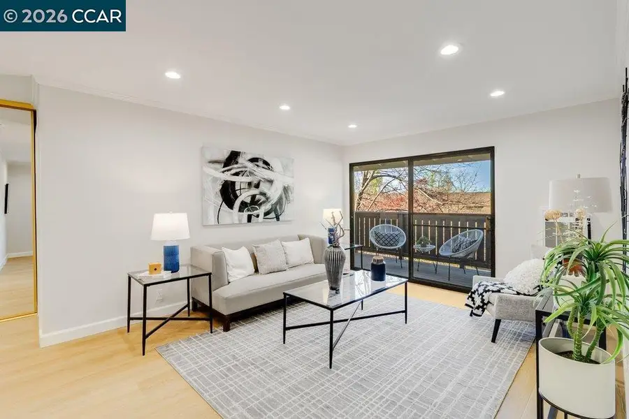 1465 Marchbanks Dr  #4, Walnut Creek, CA 94598 - #2