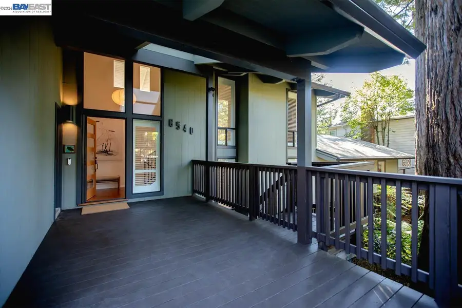 6540 Saroni Dr, Oakland, CA 94611 - #3