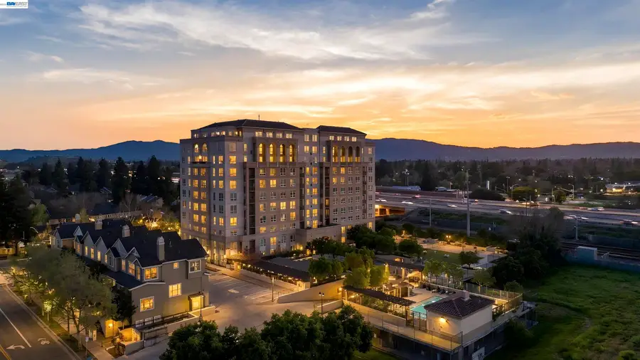 1375 Lick Ave  #522, San Jose, CA 95110 - #3