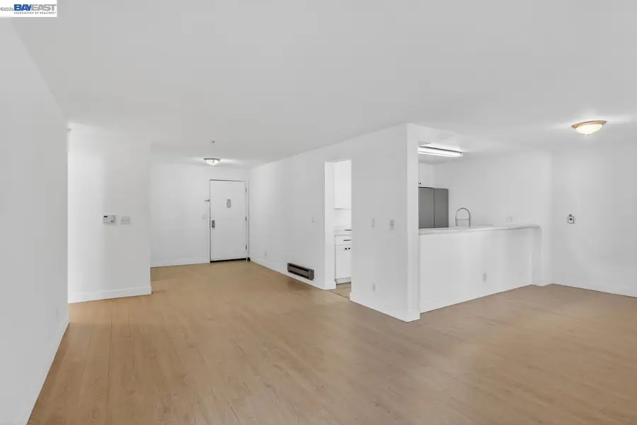 2901 Macarthur Blvd  #103, Oakland, CA 94602 - #3