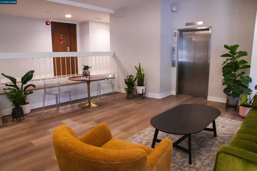 5340 Broadway Terrace  #203, Oakland, CA 94618 - #2