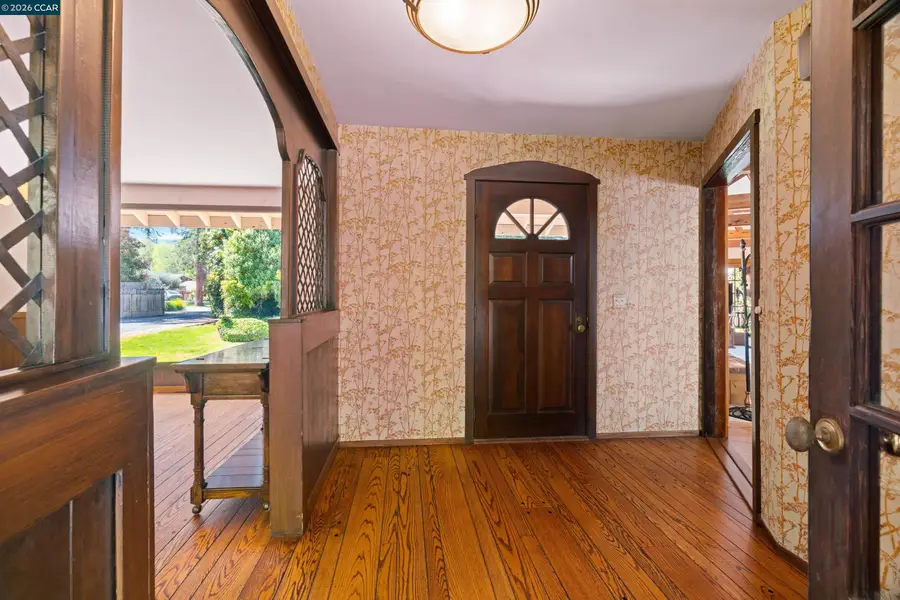 1370 Pine Tree Dr, Alamo, CA 94507 - #3