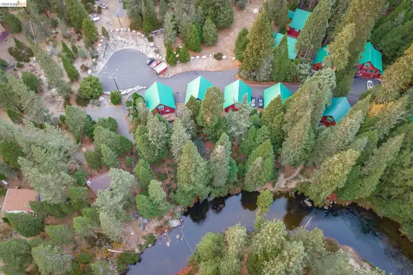 28515 Stan Ct, STRAWBERRY, CA 95375