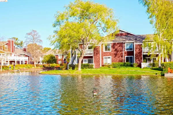 79 Marina Lakes Dr, RICHMOND, CA 94804