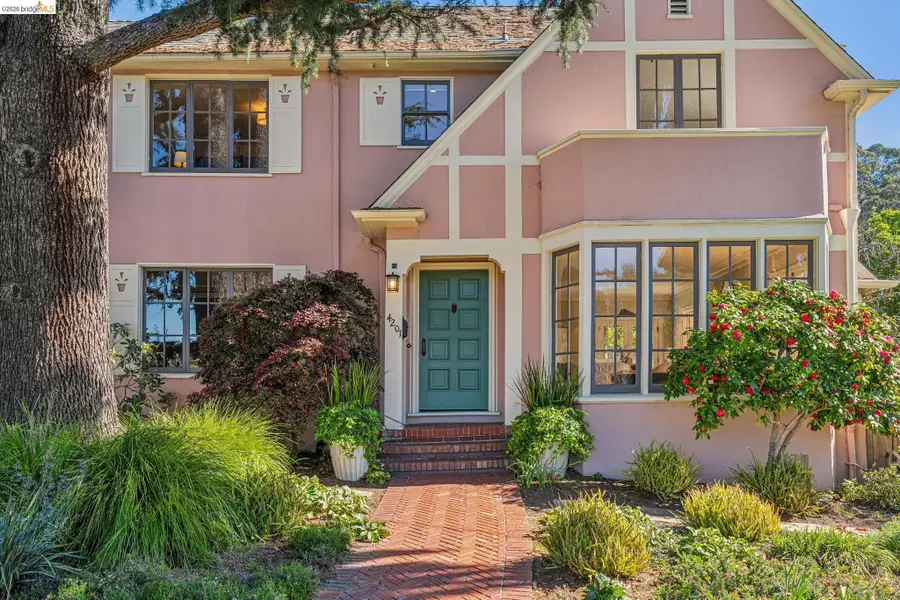 4201 Lakeshore Ave, Oakland, CA 94610 - #3