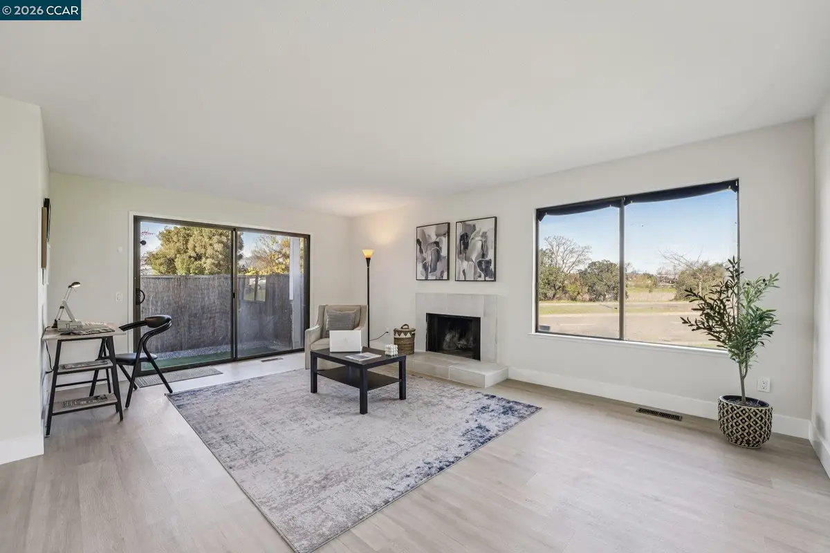 2 Lakeview Ct, Novato, CA 94947 - #1