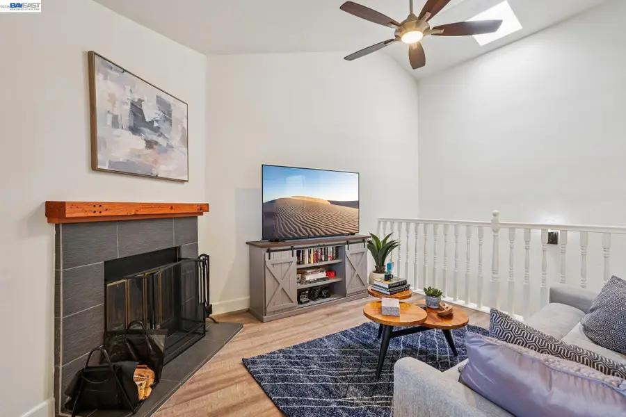 1255 Los Robles Ave  #9, Pasadena, CA 91104 - #3