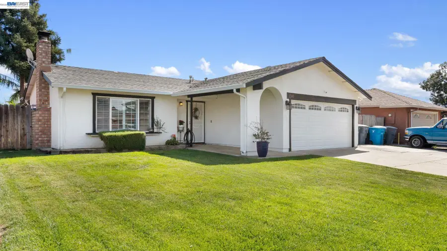 1143 Bedford, Vacaville, CA 95687 - #2