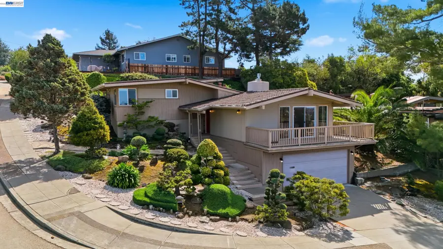 18602 Center St, Castro Valley, CA 94546 - #2