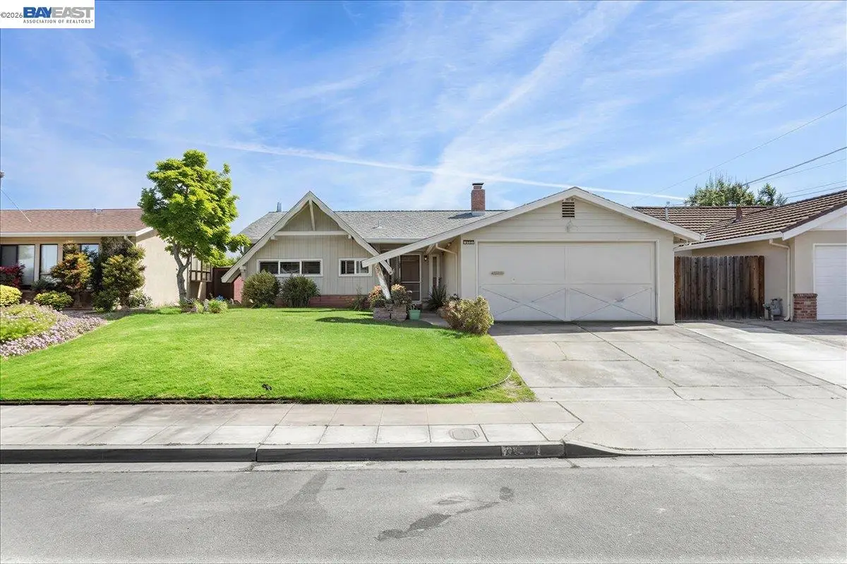 21330 Kahlert St, Castro Valley, CA 94546 - #1