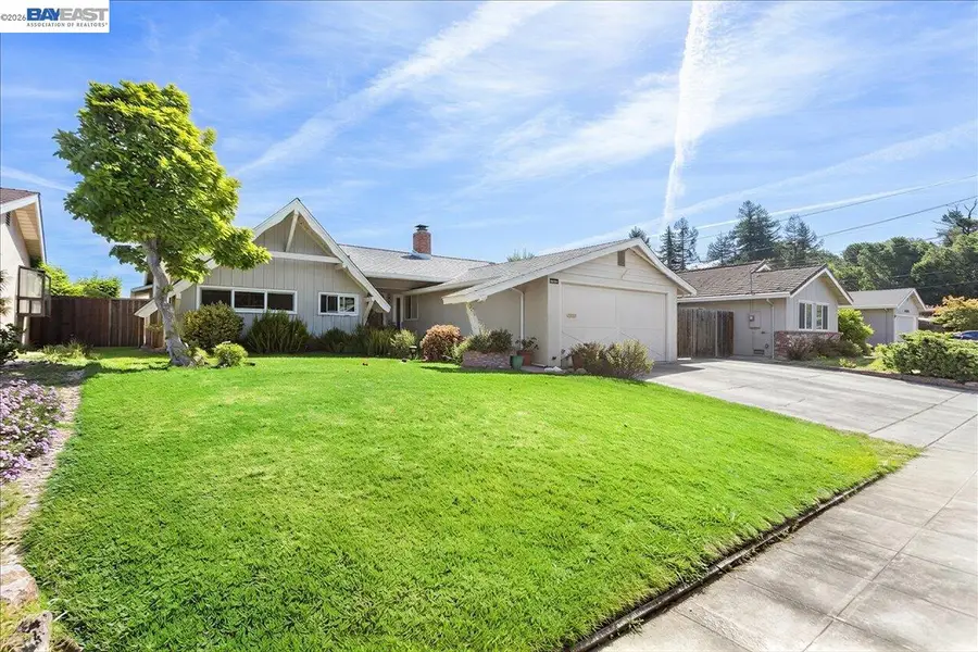 21330 Kahlert St, Castro Valley, CA 94546 - #2