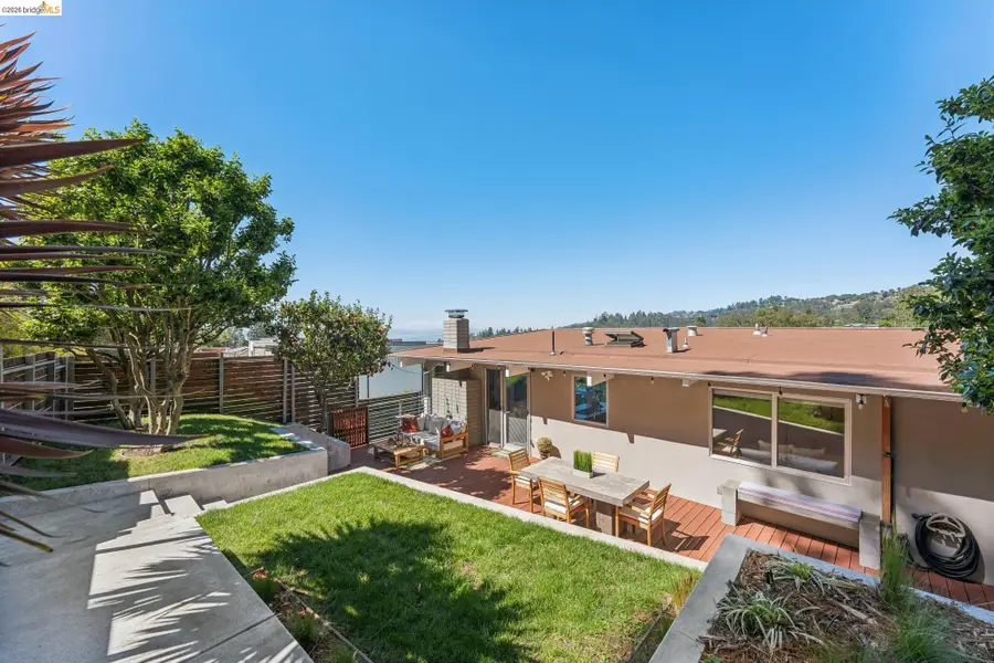 6733 Snake Rd, Oakland, CA 94611 - #2