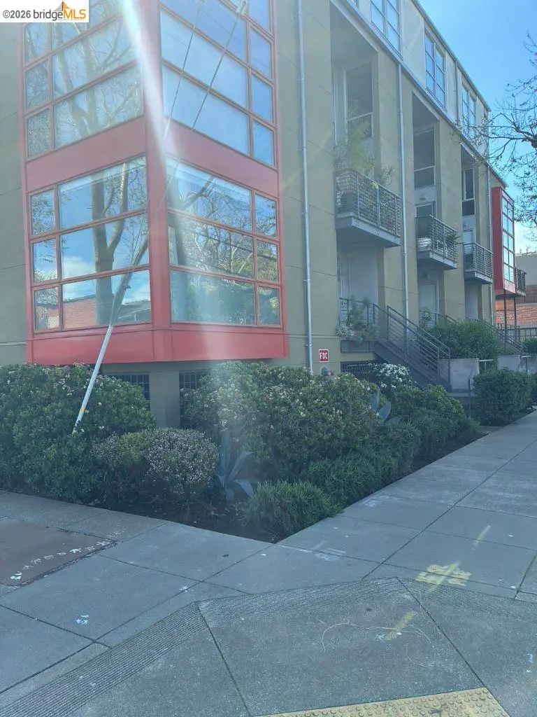 1007 41St St  #513, Emeryville, CA 94608 - #2