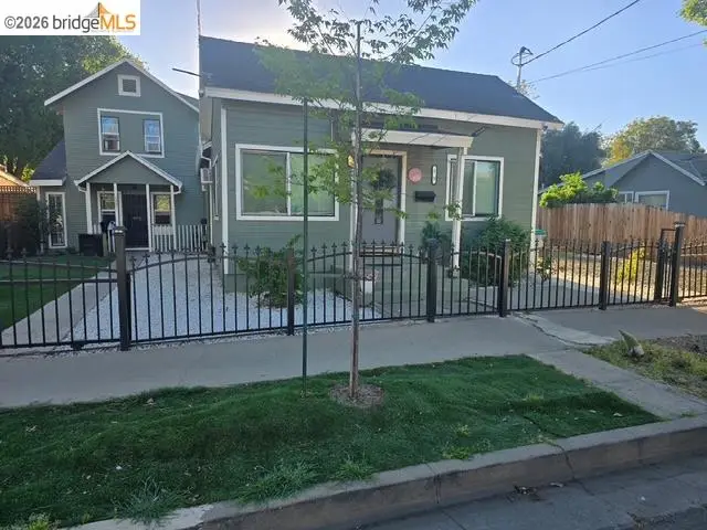 135 4th St, Woodland, CA 95695 - #2