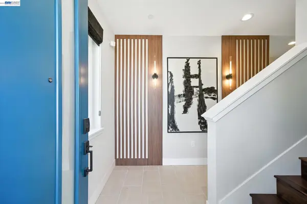 1925 Grand Street, ALAMEDA, CA 94501