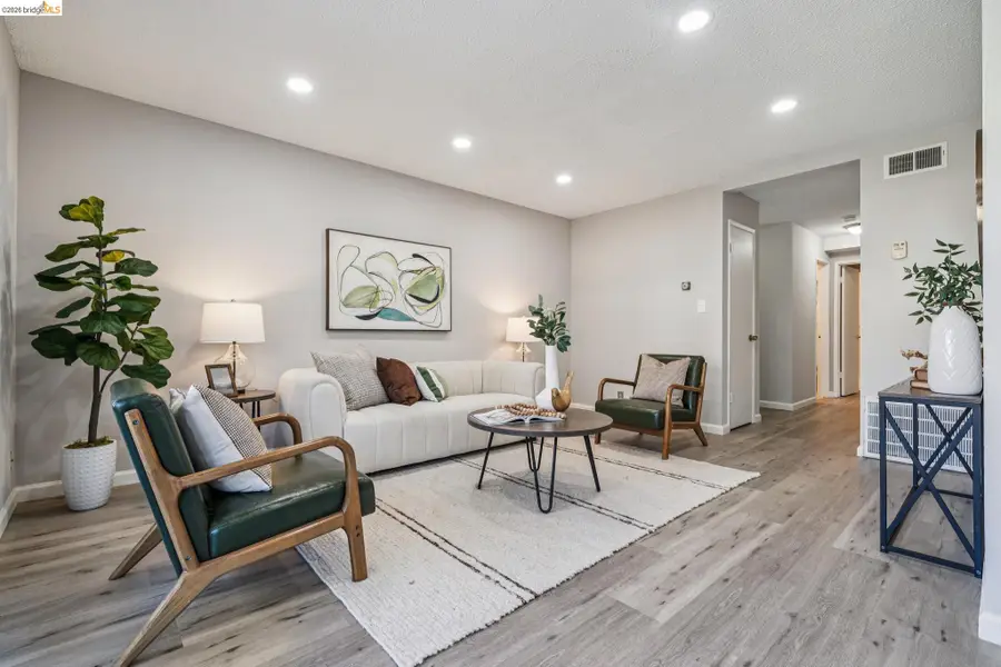 2614 Warring St  #6A, Berkeley, CA 94704 - #3