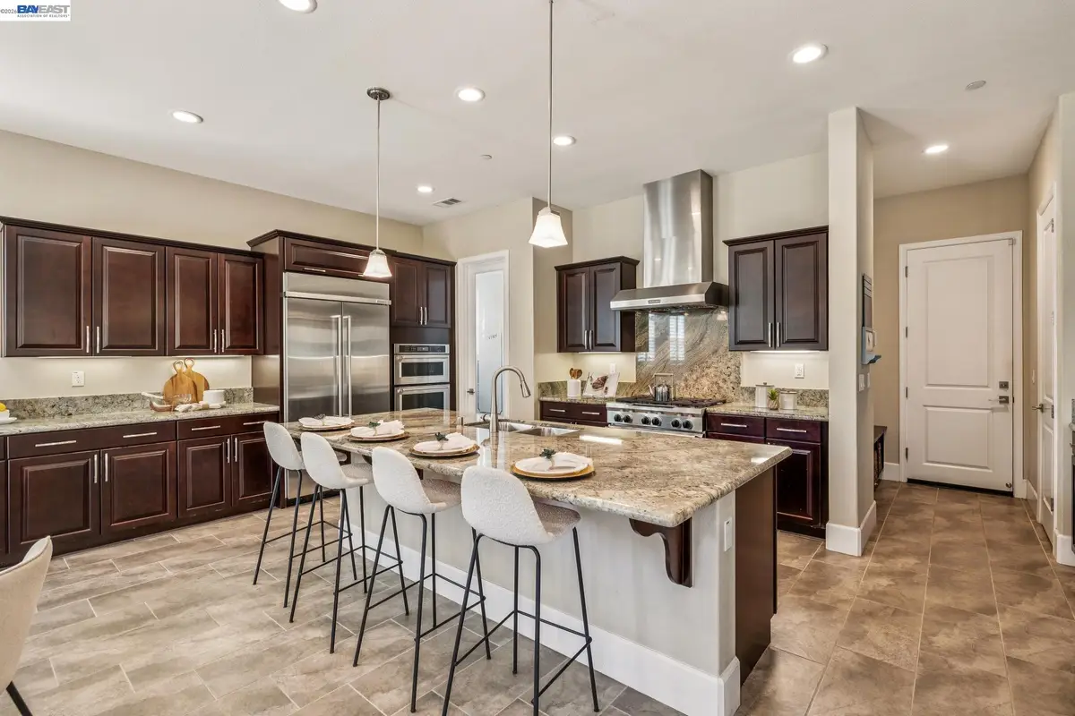 66 Adair Way, Hayward, CA 94542 - #1