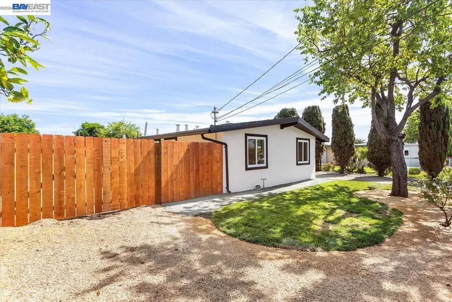 27828 Mandarin Ave, Hayward, CA 94544 - #2