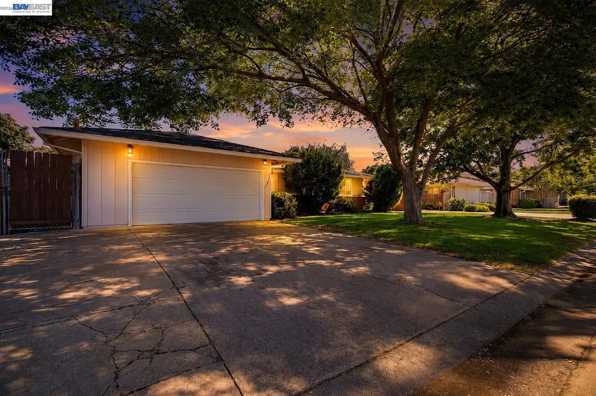 1816 Eastern Avenue, Sacramento, CA 95864 - #1