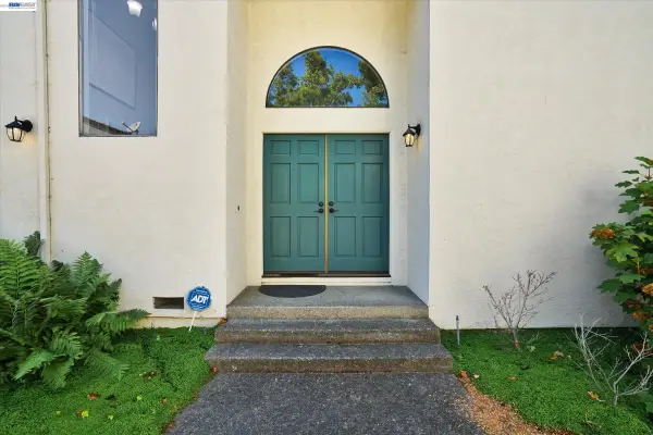 4374 Valley Ave  #D1, PLEASANTON, CA 94566