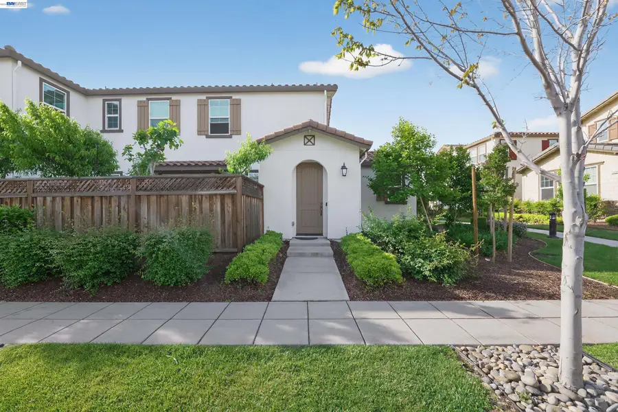 1005 Fowler Ln, Mountain House, CA 95391 - #2