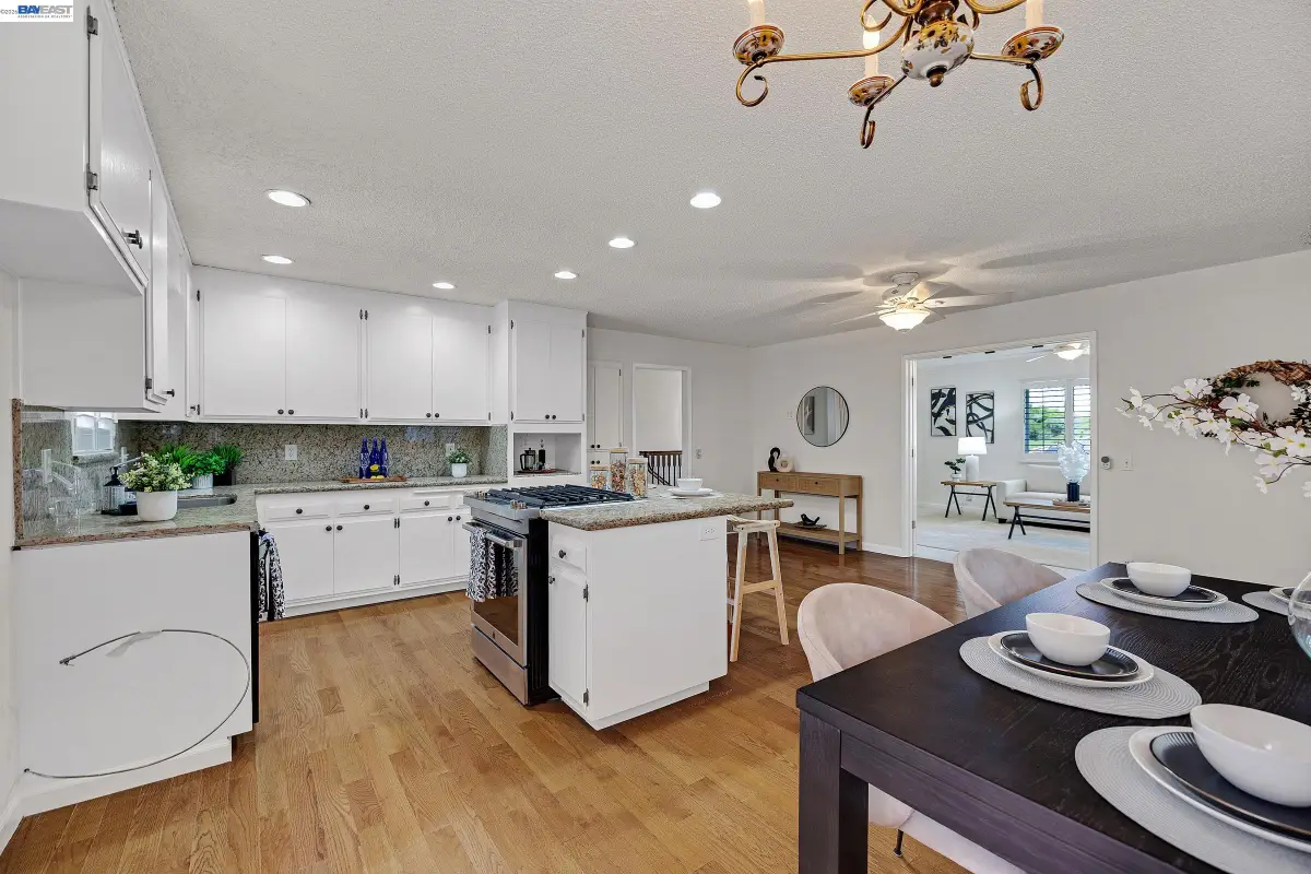 21671 Shady Spring Rd, Castro Valley, CA 94546 - #1