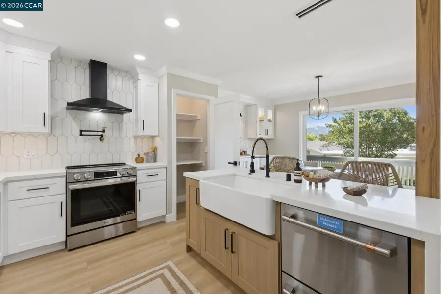 2101 Golden Rain Rd  #14, Walnut Creek, CA 94595 - #2