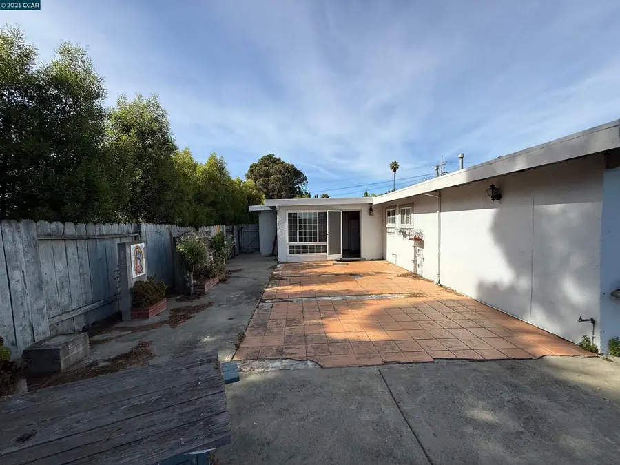1810 Acapulco Dr, San Pablo, CA 94806 - #3