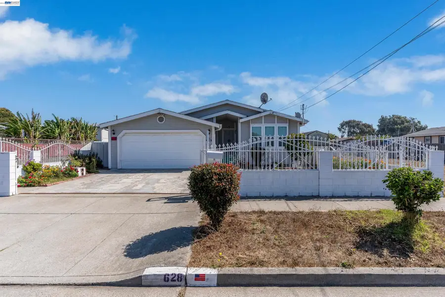 628 17Th St, Richmond, CA 94804 - #2