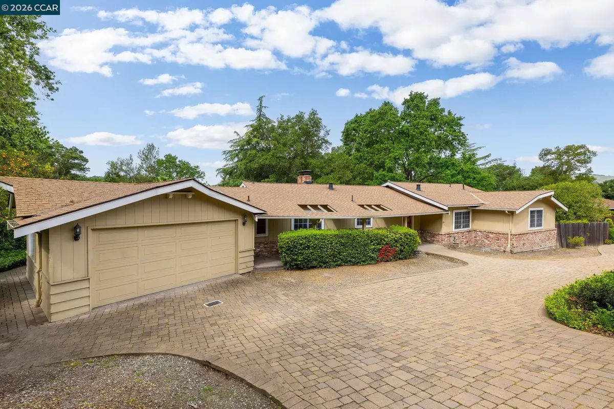 829 Reliez Station Rd, Lafayette, CA 94549 - #1