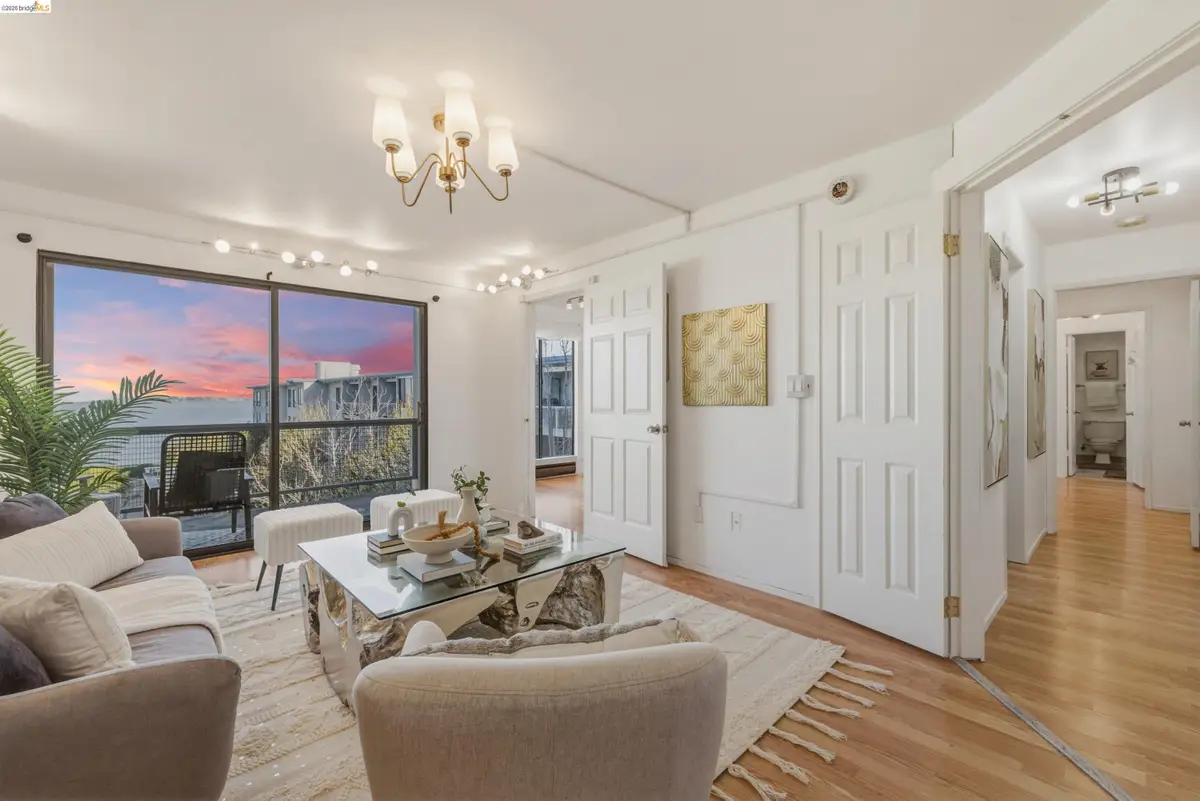 6 Commodore Dr  #C450, Emeryville, CA 94608 - #1
