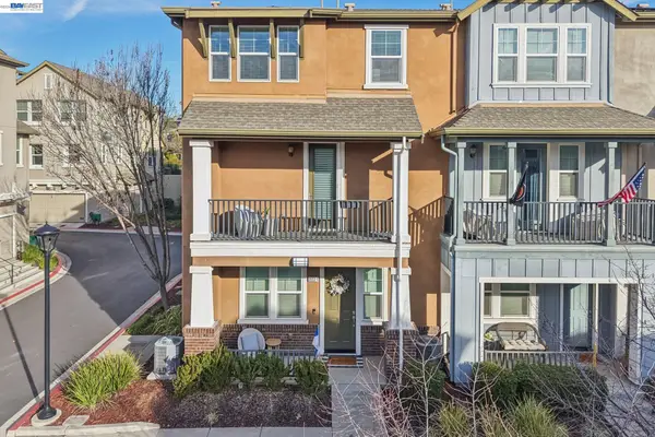 3933 Portola Cmn  #1, LIVERMORE, CA 94551