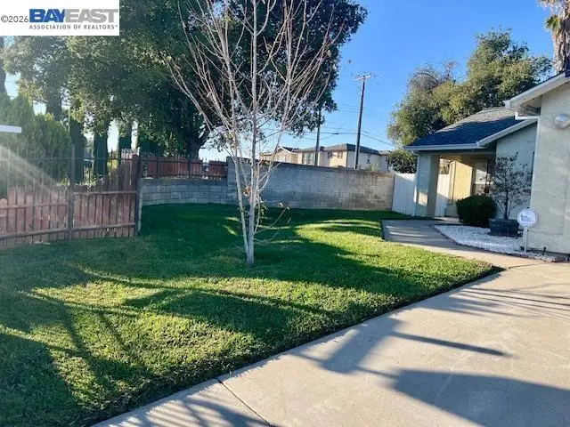 1201 Xandria Drive, Sacramento, CA 95838 - #2