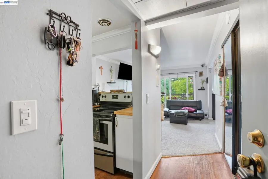 490 Civic Dr  #305, Walnut Creek, CA 94596 - #2