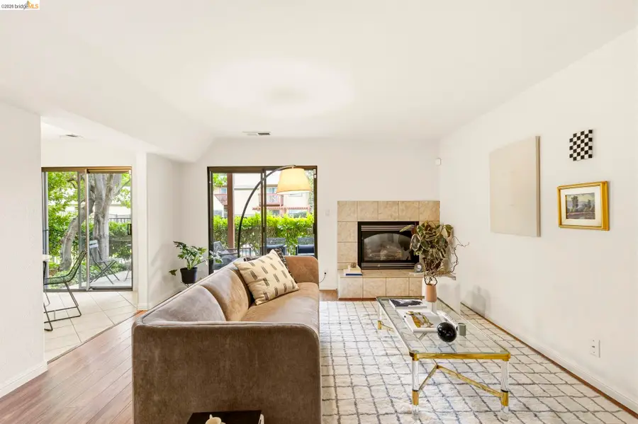 20111 Ridge Ct  #13, Castro Valley, CA 94546 - #2