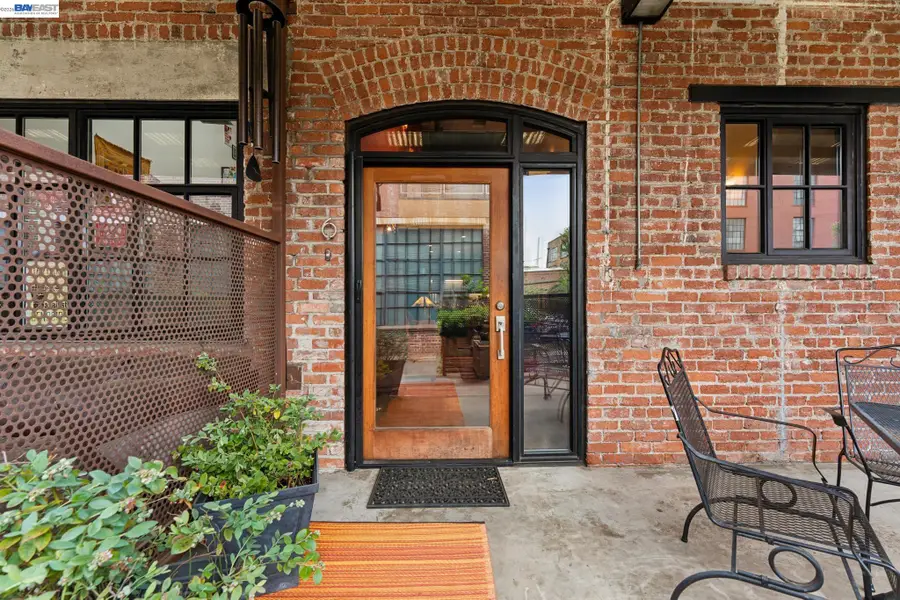 425 11Th St  #6, Oakland, CA 94606 - #3