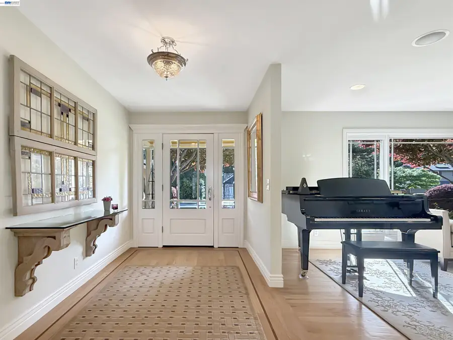 1209 Rimer Dr, Moraga, CA 94556 - #2