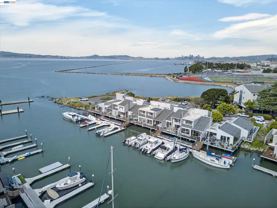 312 Tideway Dr, Alameda, CA 94501 - #3