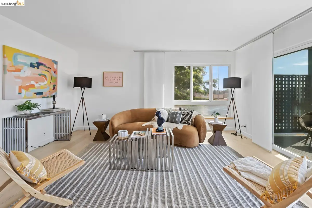 802 Delaware ST  #APT 202, San Mateo, CA 94401 - #1