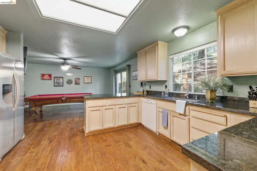 1071 Dogwood Dr, Murphys, CA 95247 - #3