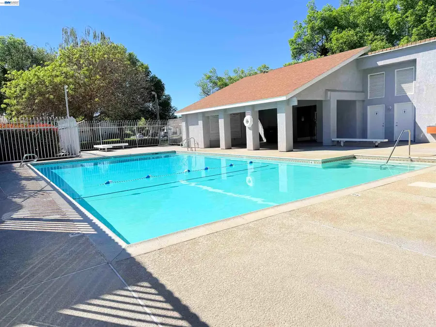 1205 Courtney Way, Modesto, CA 95358 - #3