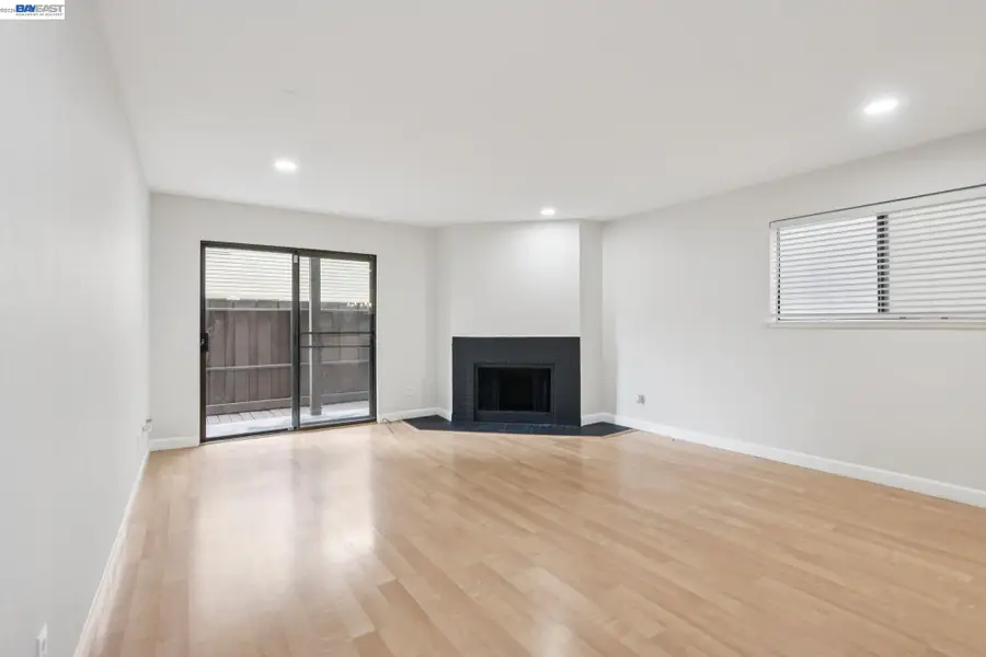 99 Cleaveland Rd  #15, Pleasant Hill, CA 94523 - #3