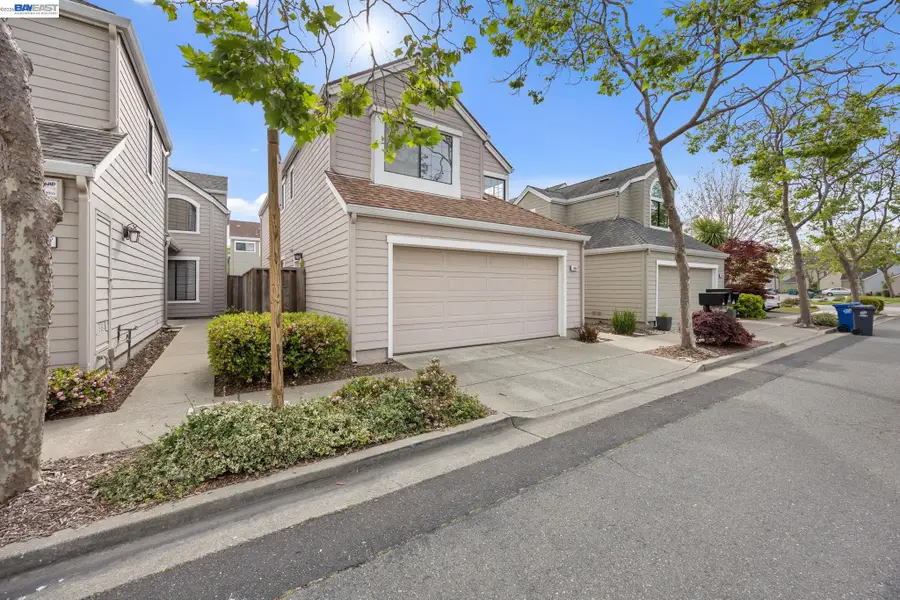 1068 Foster St, Alameda, CA 94502 - #2