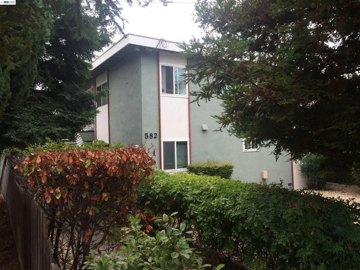 582 H St, Benicia, CA 94510 - #1