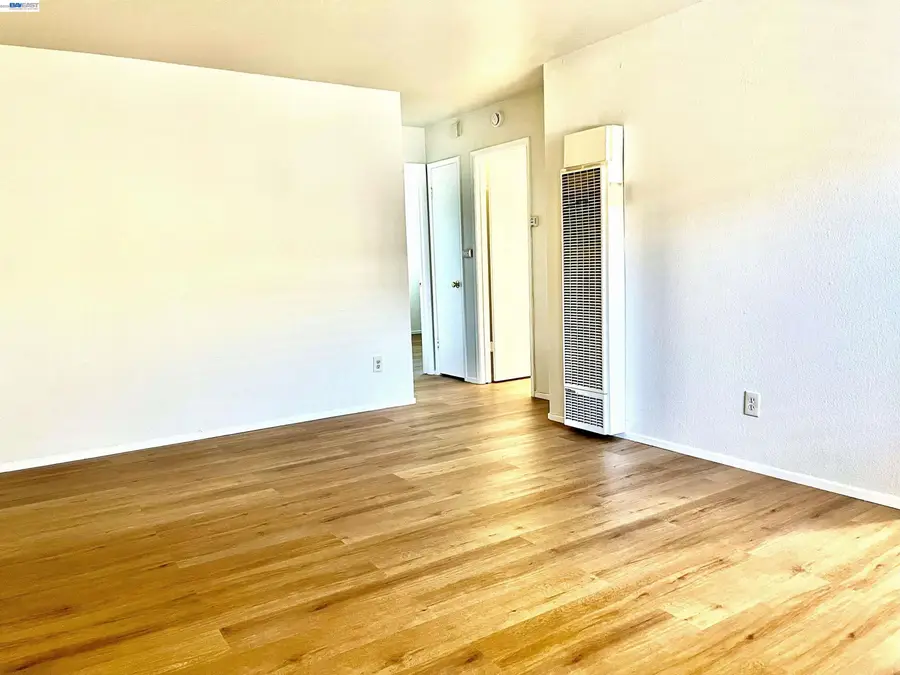 582 H St, Benicia, CA 94510 - #3