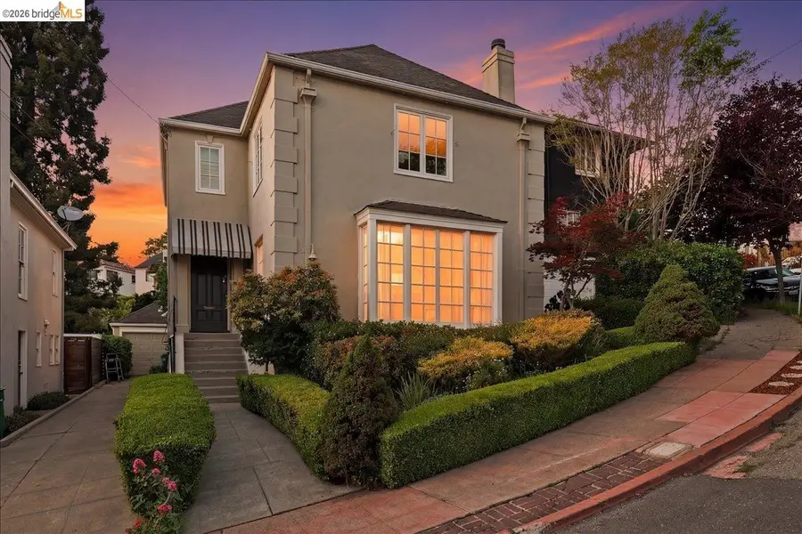 35 Ross Cir, Oakland, CA 94618 - #2