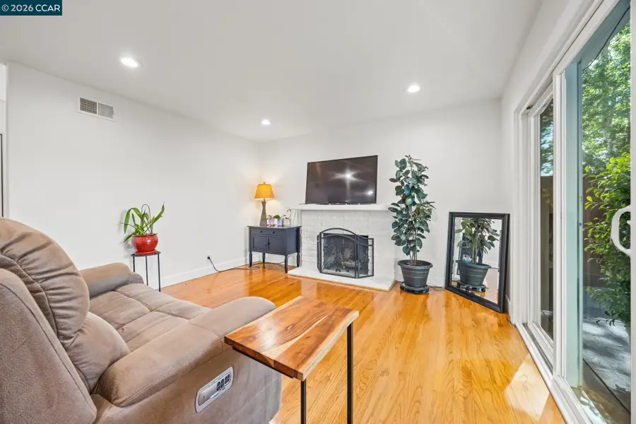 3585 Esperanza Drive, Concord, CA 94519 - #3