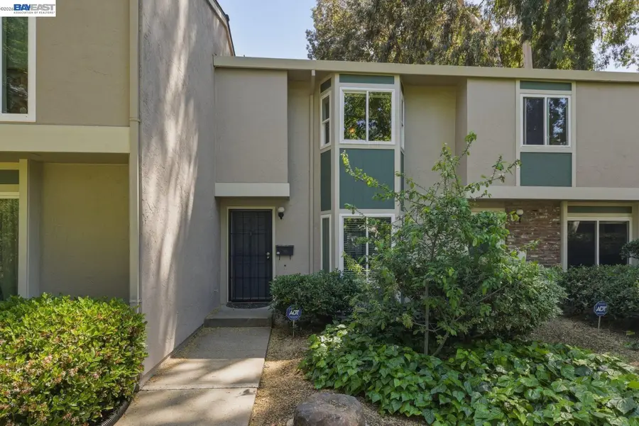 1245 Pine Creek Way  #I, Concord, CA 94520 - #2