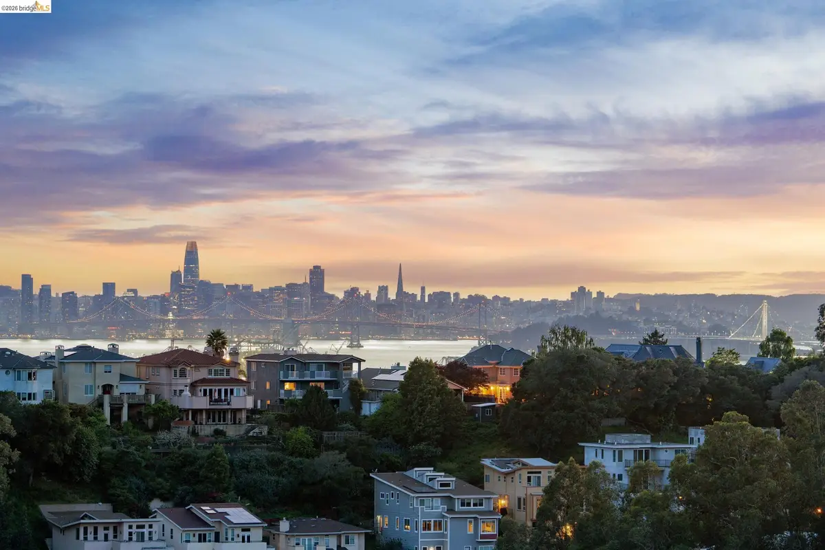 101 Taurus Ave, Oakland, CA 94611 - #1